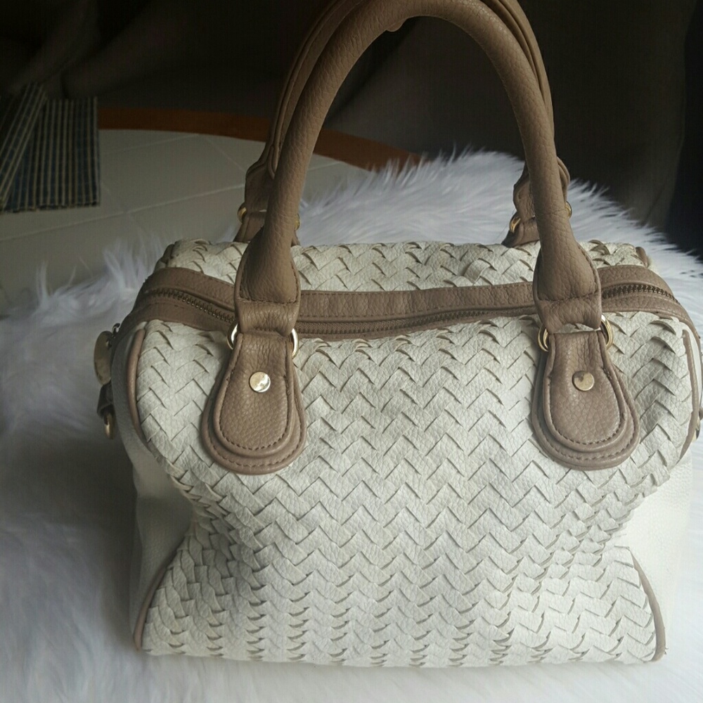 Deux Lux ladies hand bag/ purse